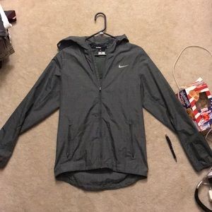 Nike Running/Rain Jacket - Men’s Extra Small